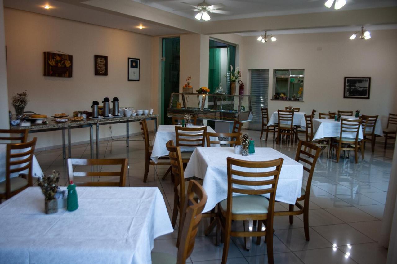 Apart Hotel Agua Limpa Prados Eksteriør billede